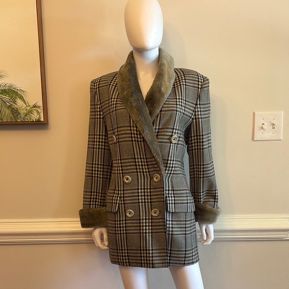 Brown and Tan Double-Breasted Blazer with Notched Lapels
